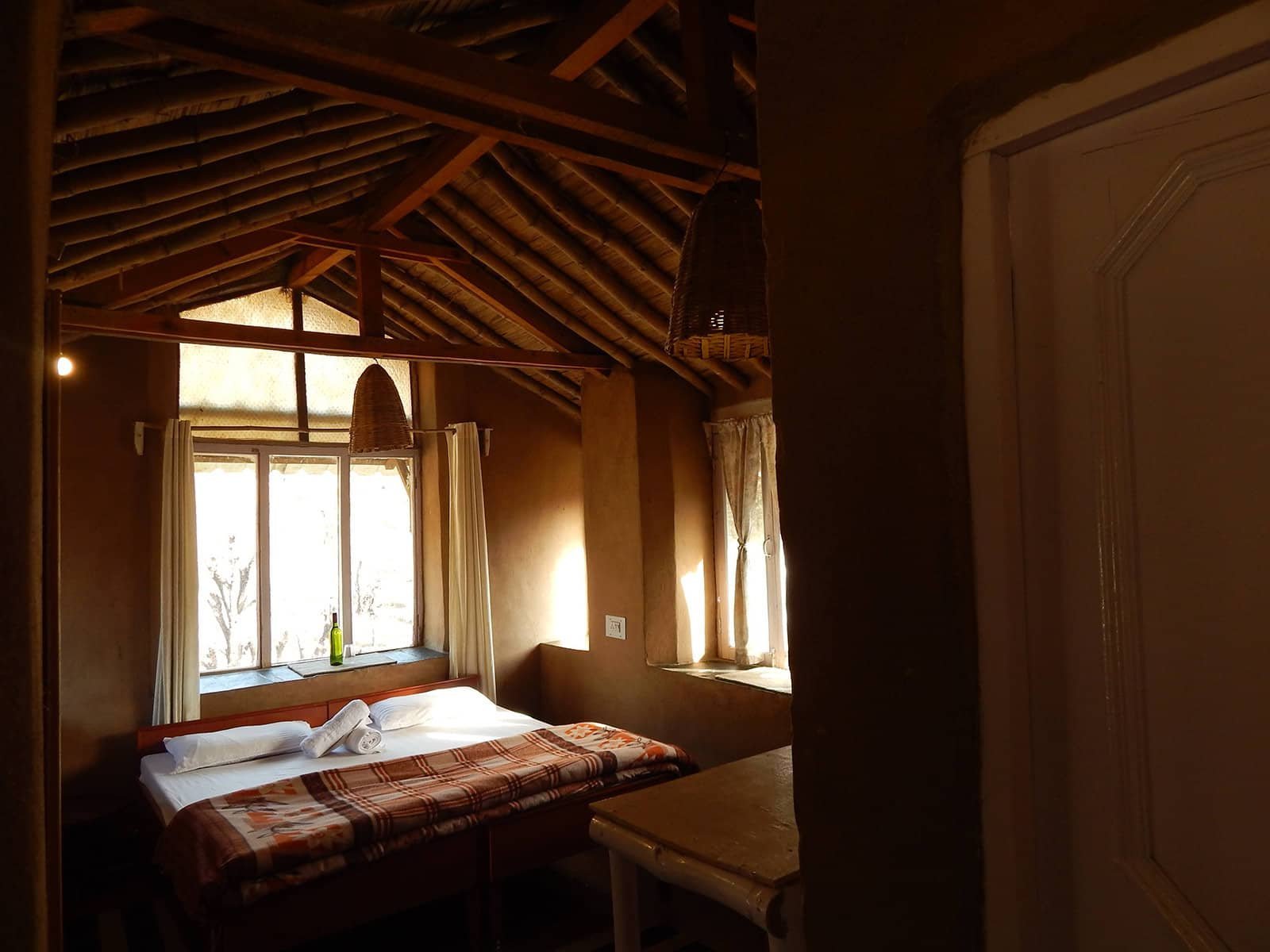 The Dhauladhar Mud Suite at The Earth House